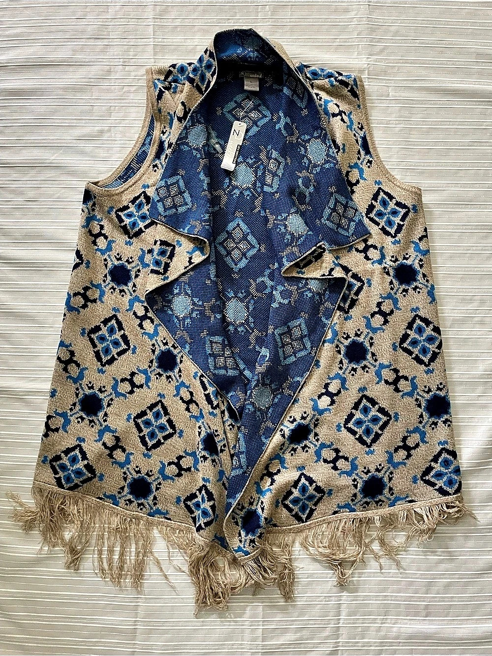 New Directions Geometric Fringe Vest L in Blue & Beige Size Large NWT